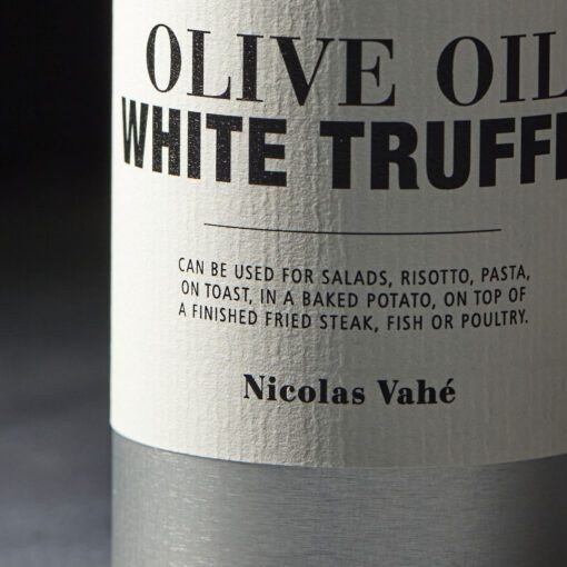 Virgin olive oil with white truffle