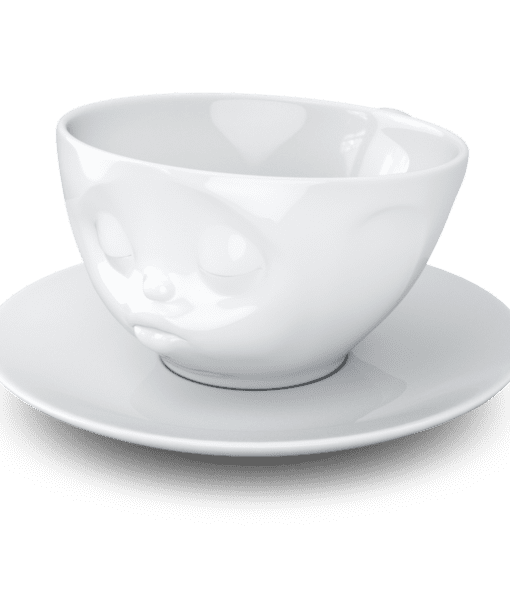 Cup and saucer Kissing