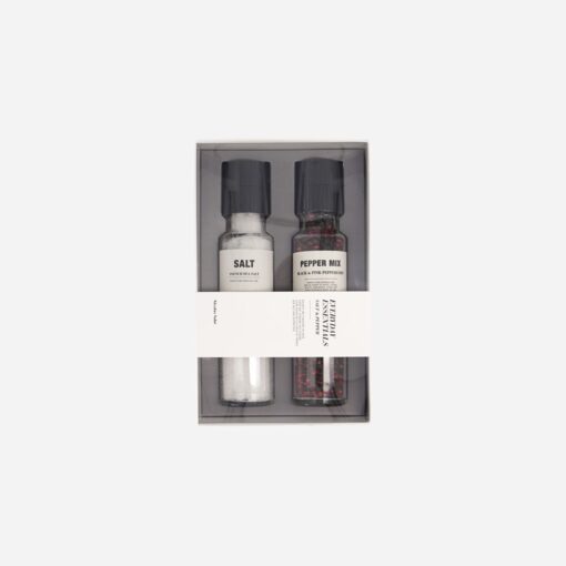 Salt and pepper kit