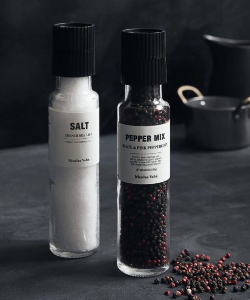 Salt and pepper kit