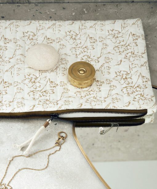 Makeup pouch Lutea
