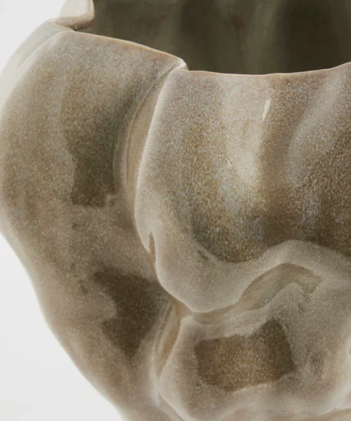 Ceramic vase